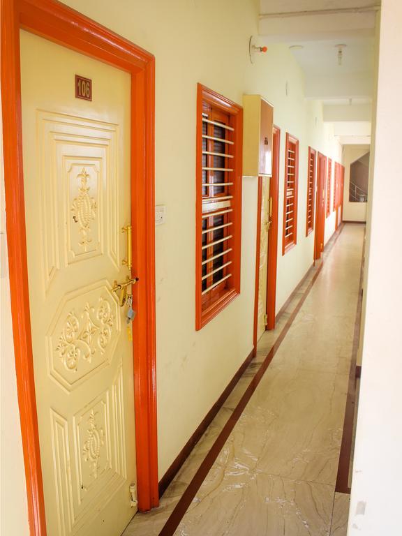 Pms Guest House 퐁디셰리 외부 사진